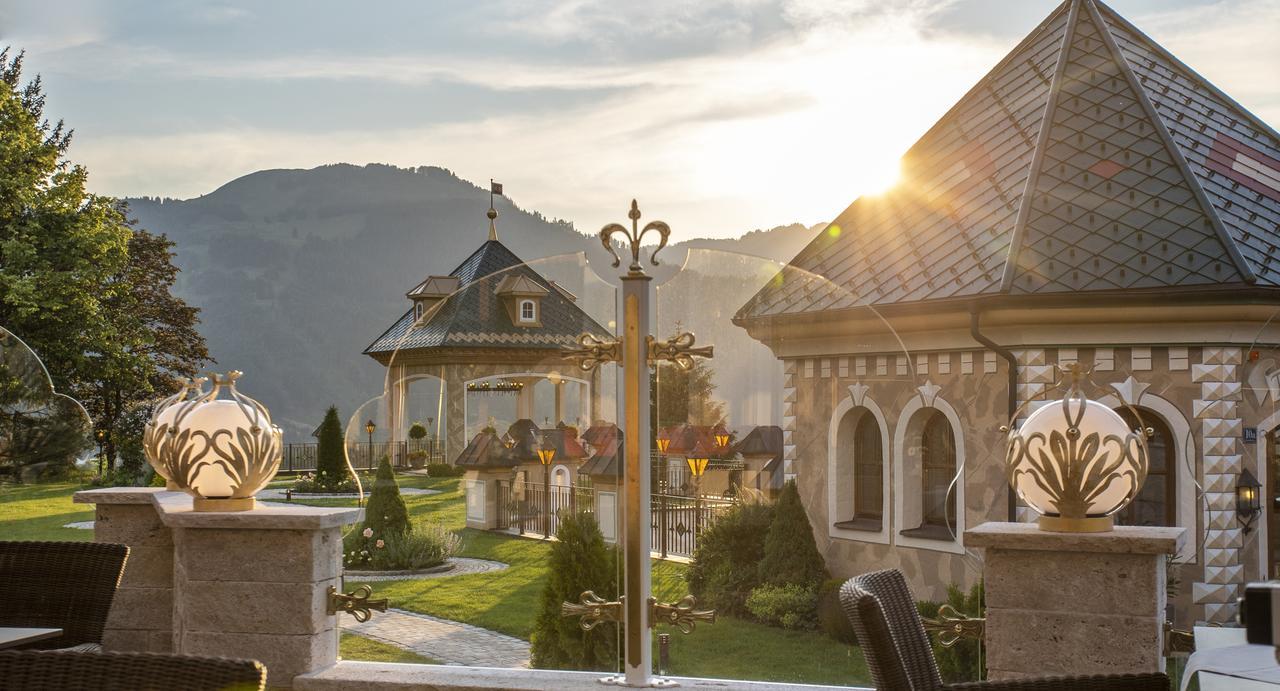 Der Larchenhof Hotel Erpfendorf Eksteriør billede